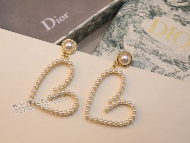 Dior飾品 迪奧經典熱銷款珍珠愛心925銀針耳環耳釘  zgd1477